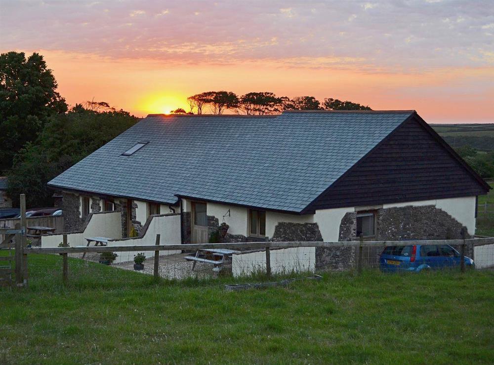 Due to it’s location the cottage experiences spectacular sunsets at Bramble Lodge in Hartland, Devon