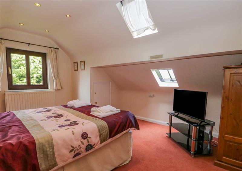 One of the bedrooms (photo 8) at Brantfell Lodge, Bowness-On-Windermere