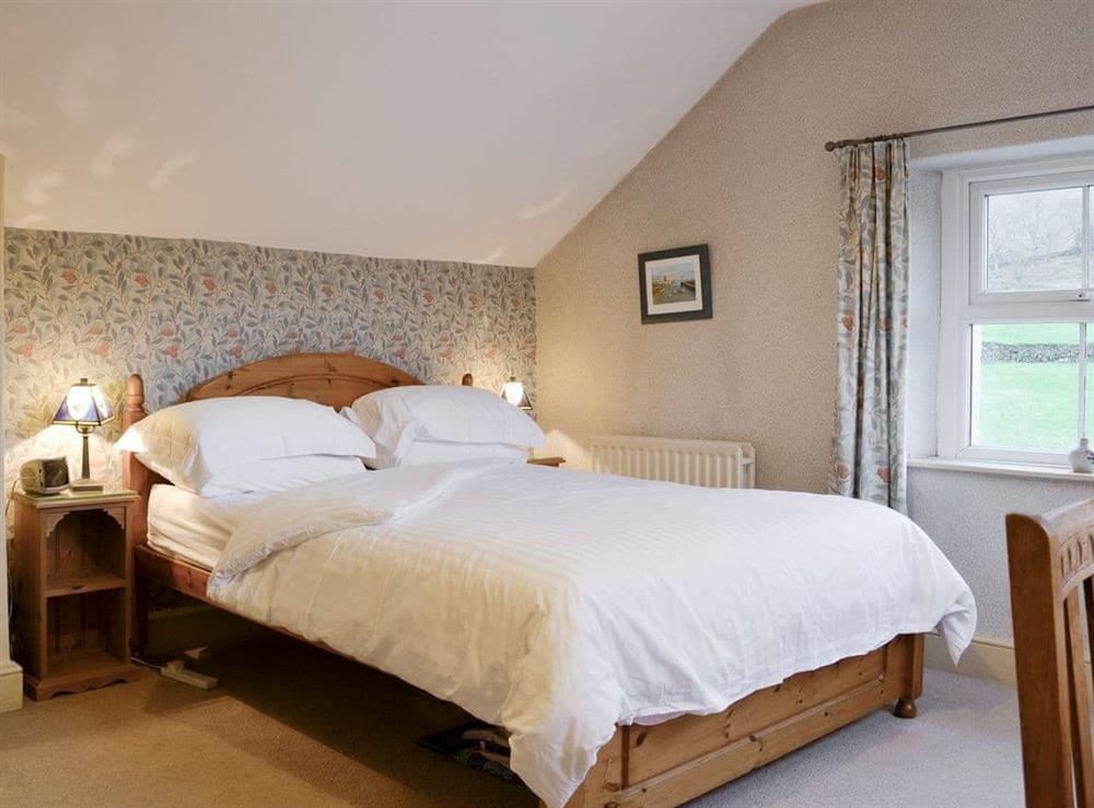 Relaxing double bedroom at Brasscam in Keswick, Cumbria