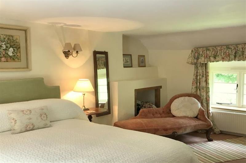 Double bedroom (photo 2) at Bratton Mill Farmhouse, Bratton Fleming