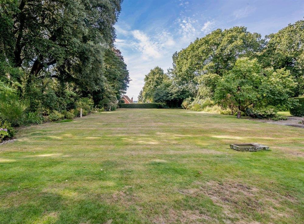 Fantastic, large, lawned garden (photo 2) at Braydeston House in Brundall, near Norwich, Norfolk