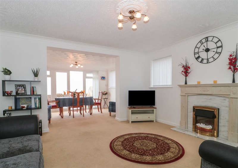 The living room at Breaking Waves, Burnham-On-Sea