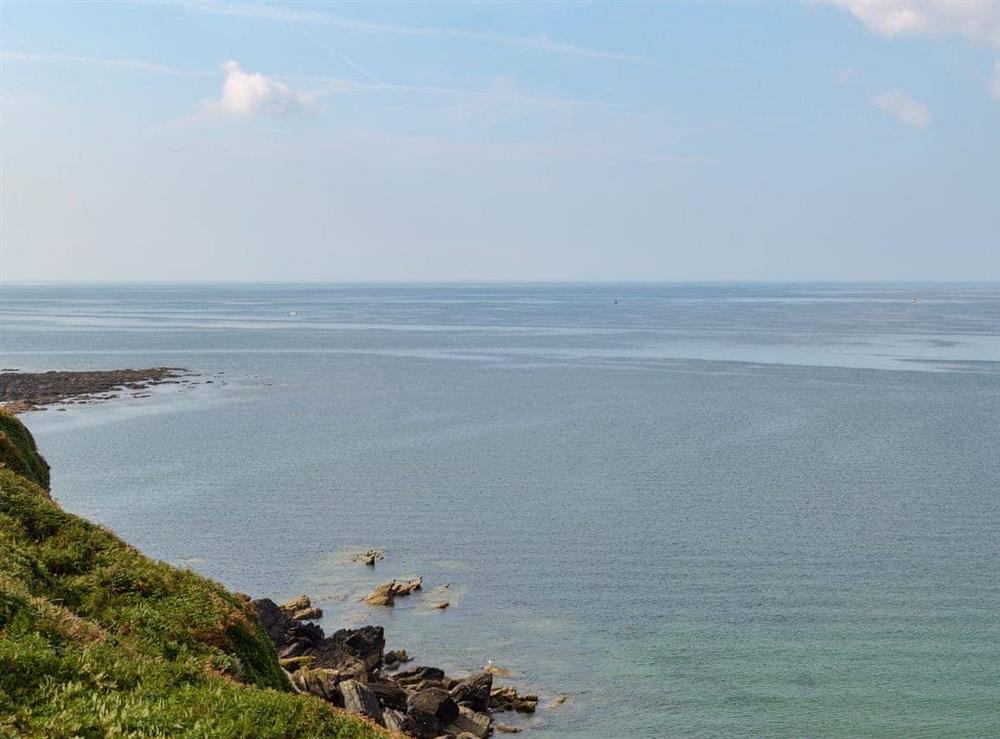 Picturesque surrounding area at Breakwater View in Down Thomas, near Plymouth, Devon