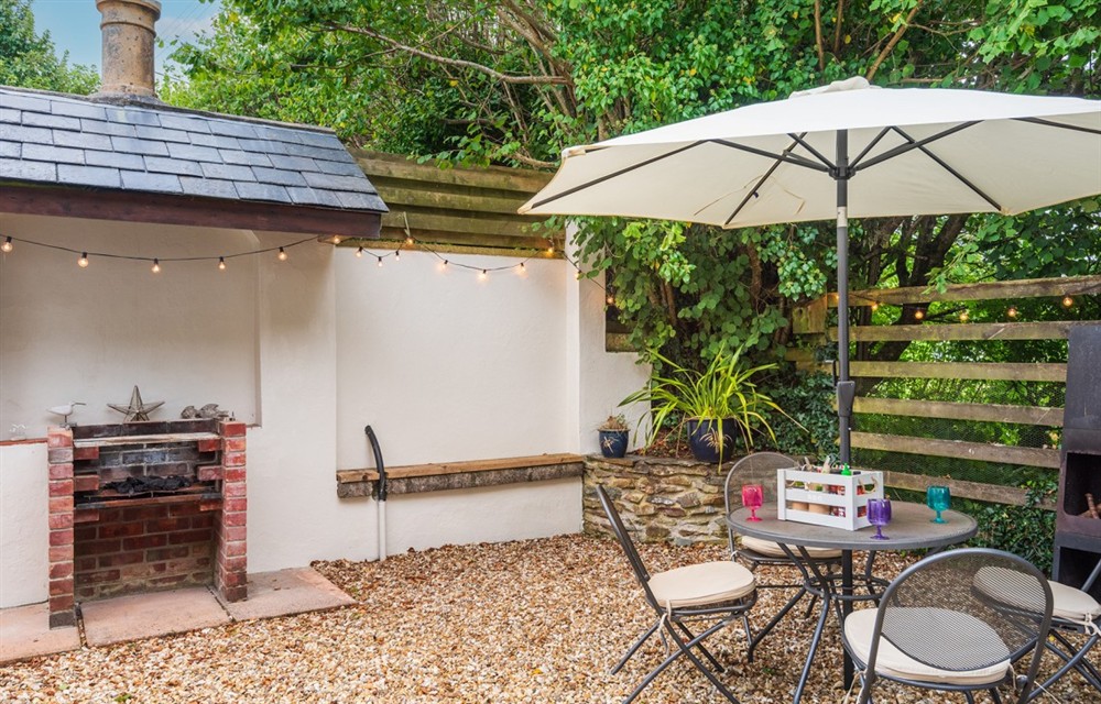 Enjoy the garden (photo 4) at Briar Cottage in Talland Bay