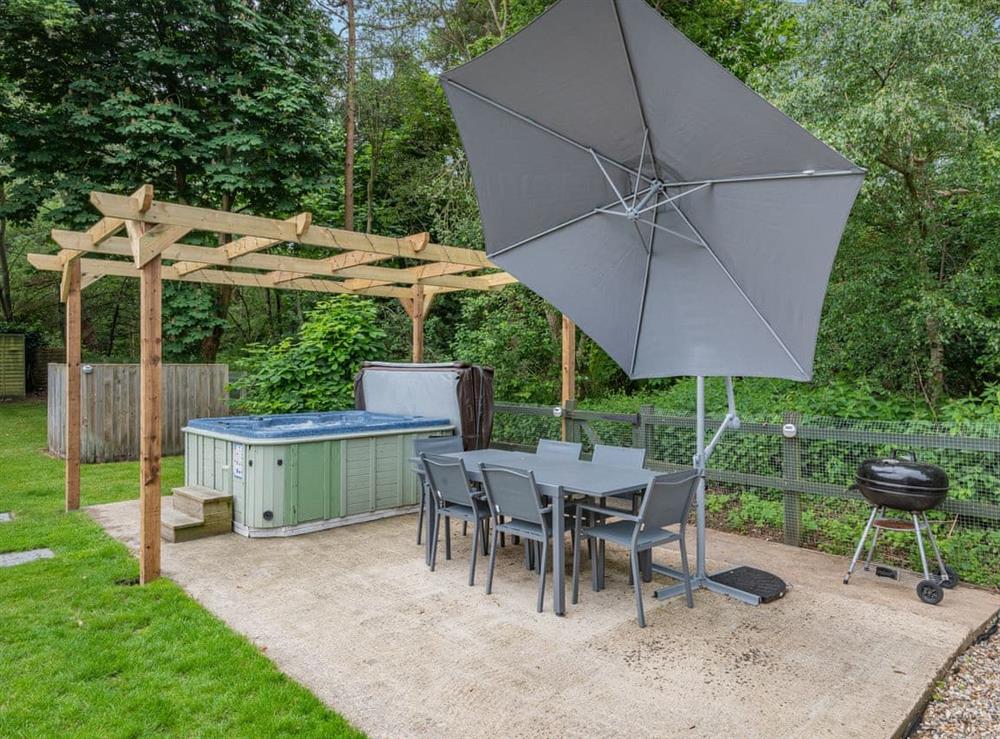 Hot tub at Brick Cottage in Bawsey, near King’s Lynn, Norfolk