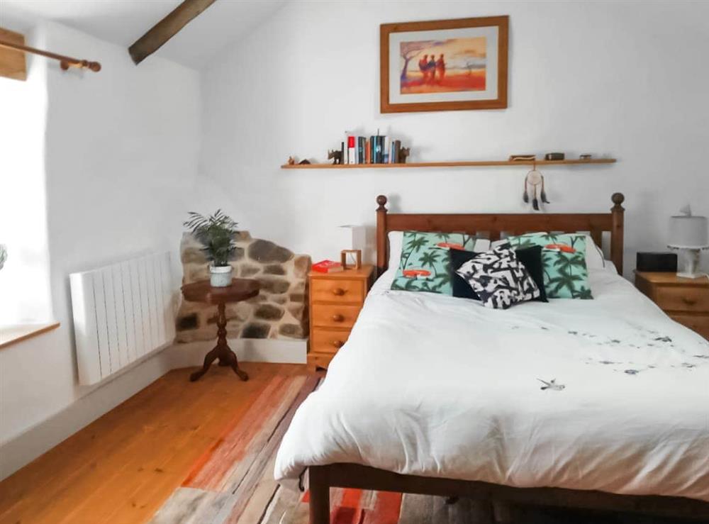 Double bedroom at Bridge Cottage in Helston, Cornwall
