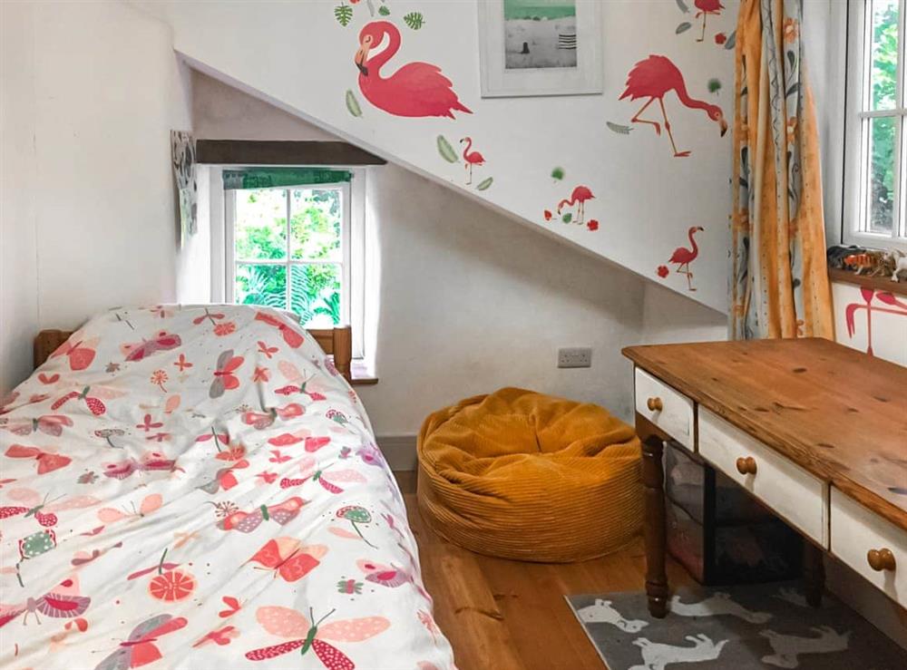 Single bedroom at Bridge Cottage in Helston, Cornwall