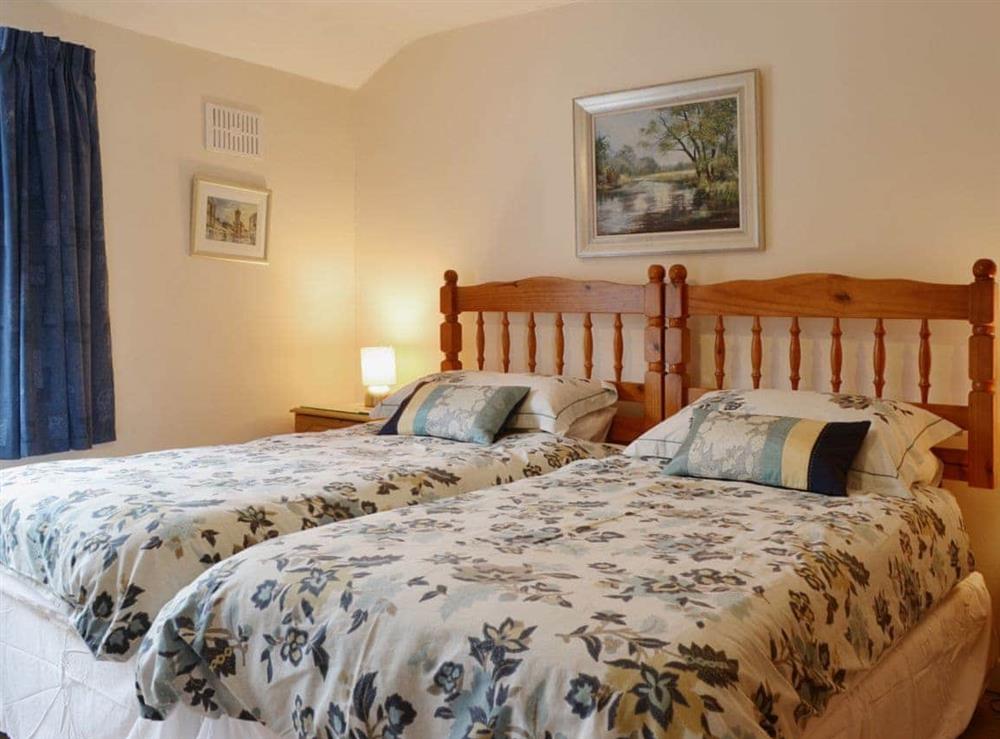 Twin bedroom at Bridge Cottage in Keswick, Cumbria