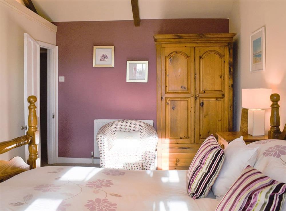 Double bedroom (photo 2) at Bridge Cottage in Lanjeth, near St Austell, Cornwall