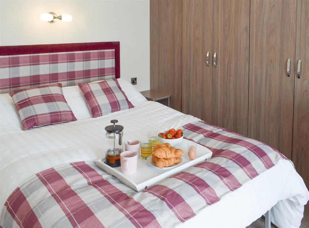 Relaxing double bedroom at Bridge End Lodge in Dollar, near Stirling, Clackmannanshire