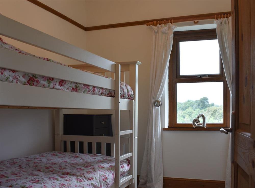 Bunk bedroom at Bridge End in Long Preston, near Settle, Yorkshire, North Yorkshire