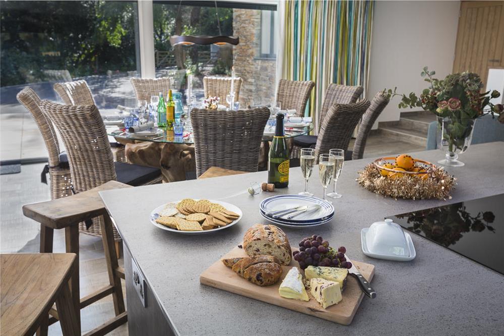 Enjoy a festive break at Bridleway House this December at Bridleway House in , Salcombe