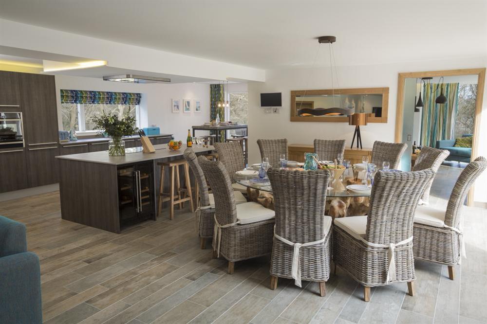 Spacious open plan kitchen and dining area at Bridleway House in , Salcombe