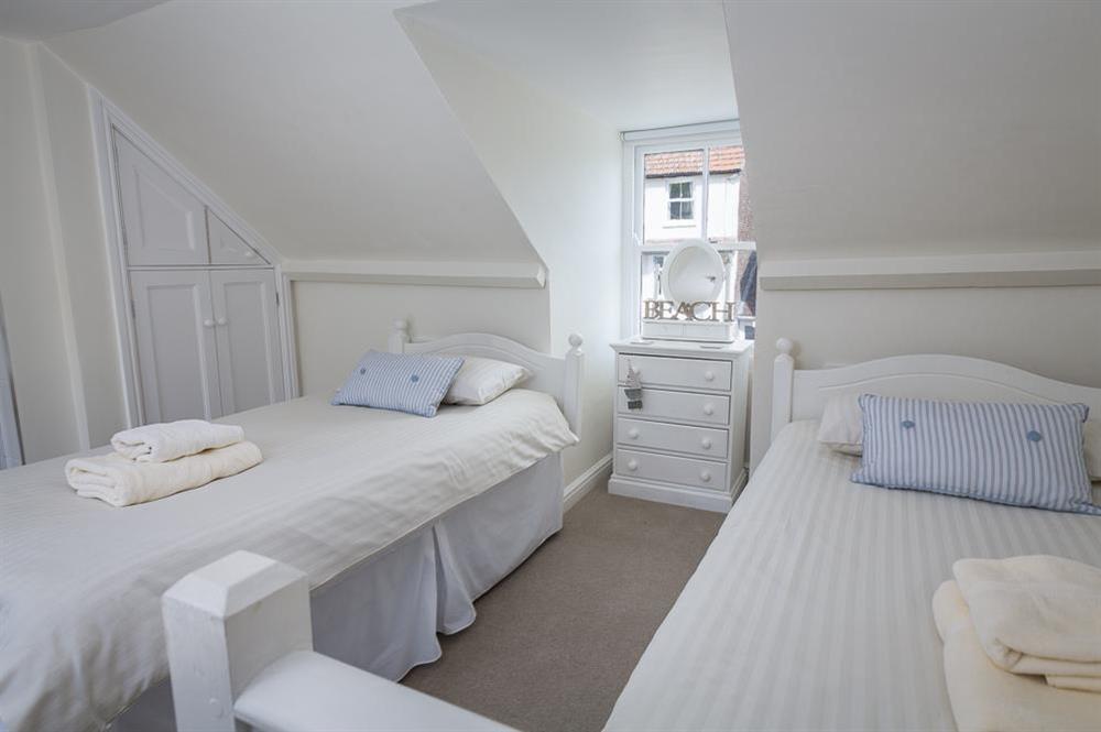 Twin bedroom (2nd floor) with shower and w.c at Brierdene in , Salcombe