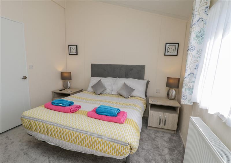 One of the 2 bedrooms (photo 2) at Brighter Daze, Carnaby near Bridlington
