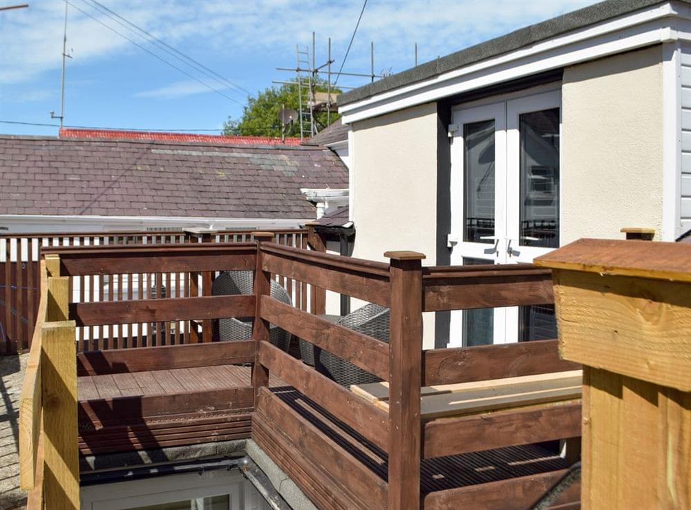 Decking (photo 2) at Bristol House in New Quay, Cardigan, Dyfed