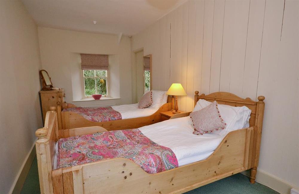 The twin bedroom. (photo 2) at Britannia Cottage, Stoke Fleming