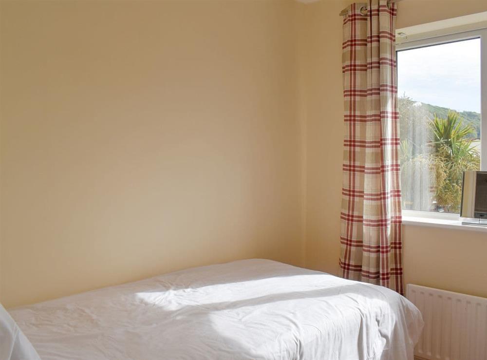 Cosy single bedroom at Brittania Way in Westward Ho!, Devon