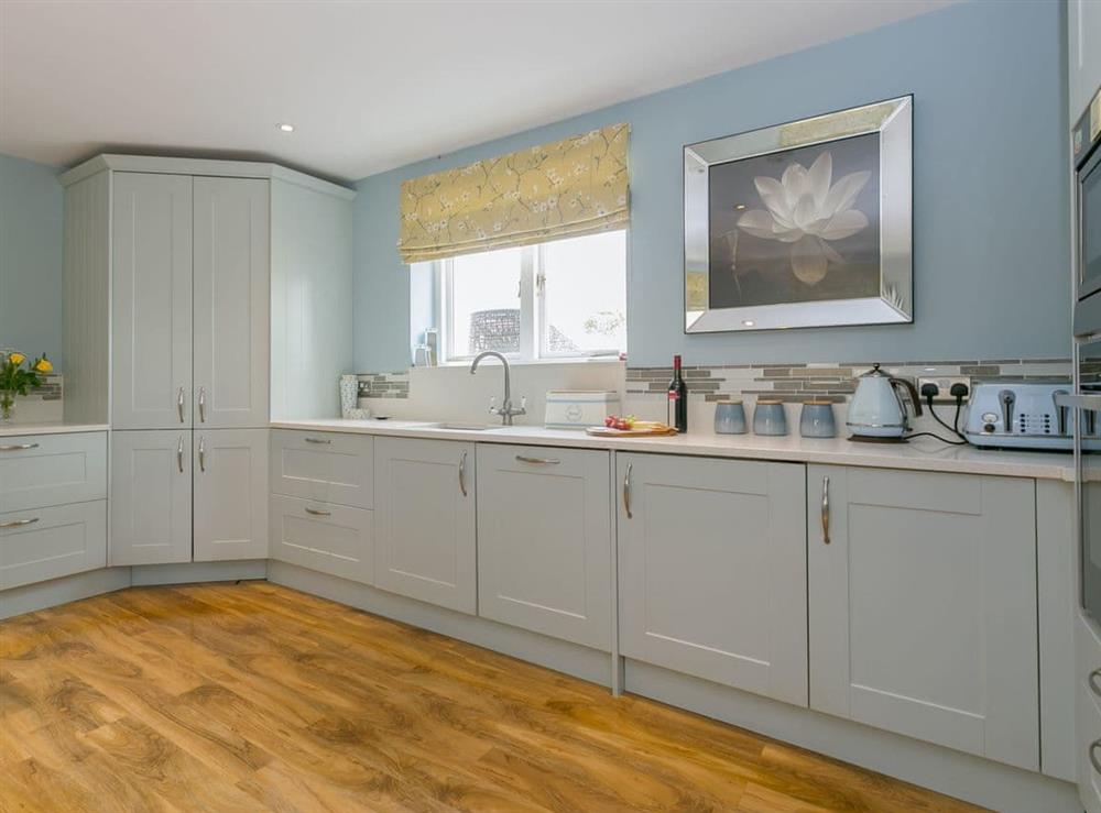 Fully appointed fitted kitchen at Brittons Hill Cottage in Kenardington, near Ashford, Kent