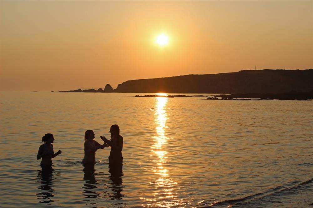 Beautiful sunsets at nearby Thurlestone Sands at Broad Downs Barn in Malborough, Nr Salcombe