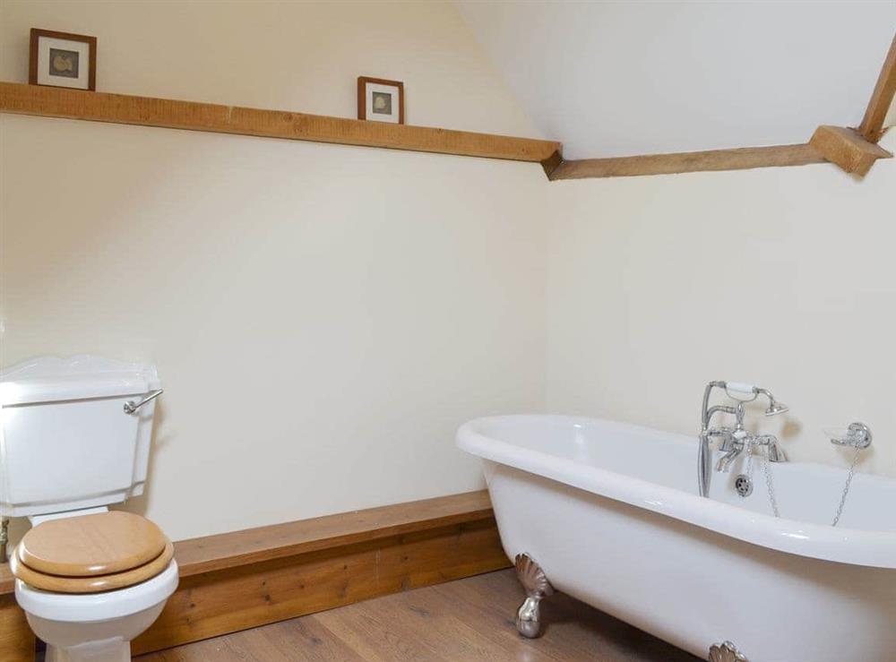 Family bathroom with roll-top bath at Broad Leaf in Brandesburton, Nr Bridlington, East Yorkshire., North Humberside