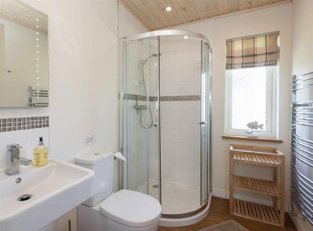 Shower room at Broad Reach in Fritton, near Great Yarmouth, Norfolk