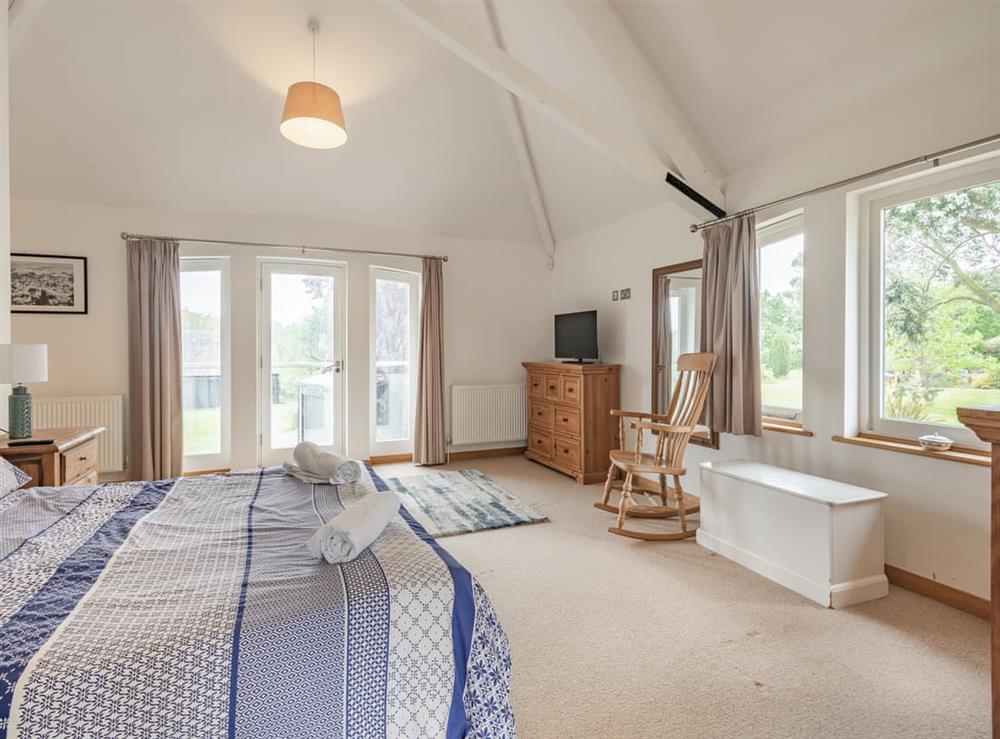 Double bedroom (photo 3) at Broad View in South Walsham, Norfolk