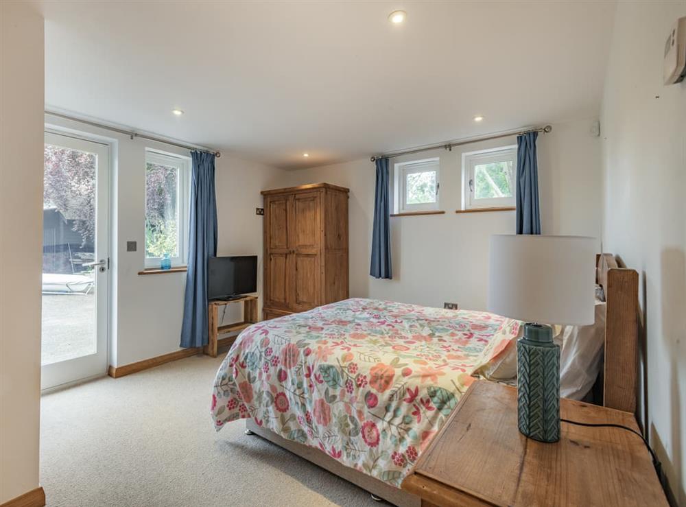 Double bedroom (photo 6) at Broad View in South Walsham, Norfolk