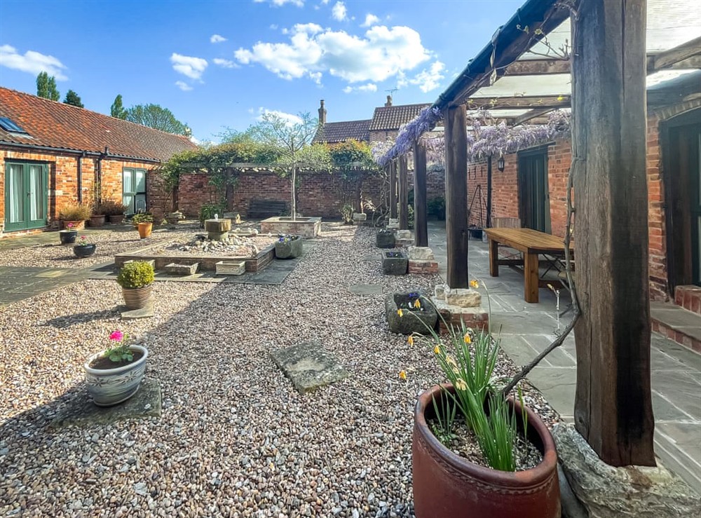 Outdoor (photo 2) at Broadlea in North Green, Nottinghamshire