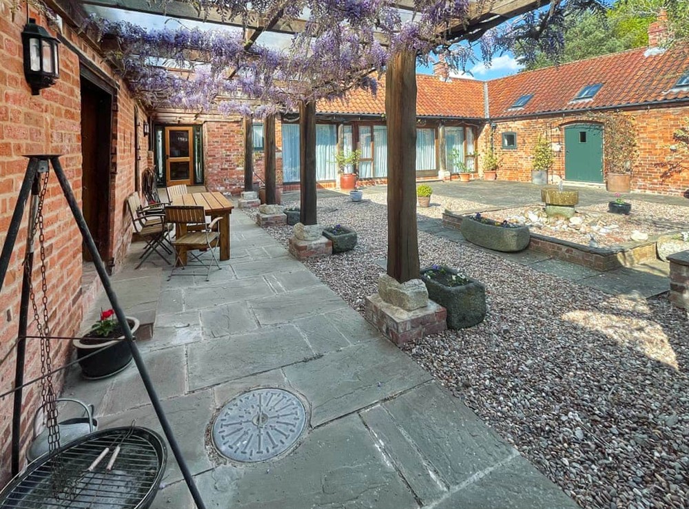 Outdoor (photo 3) at Broadlea in North Green, Nottinghamshire