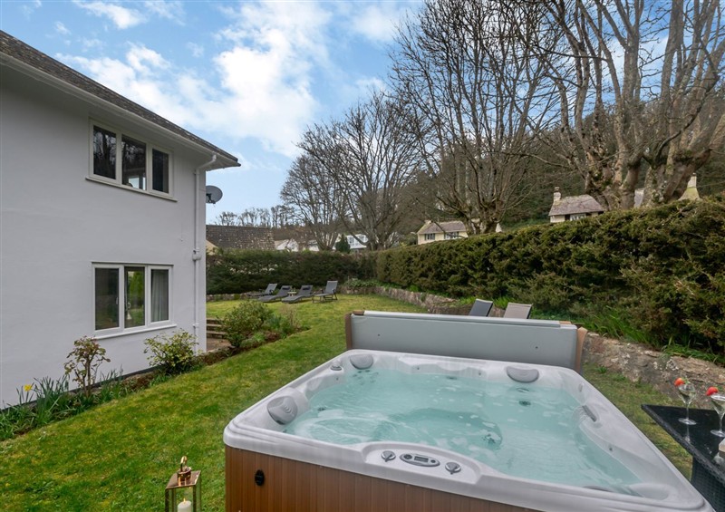 Spend some time in the hot tub at Broadsands, Paignton