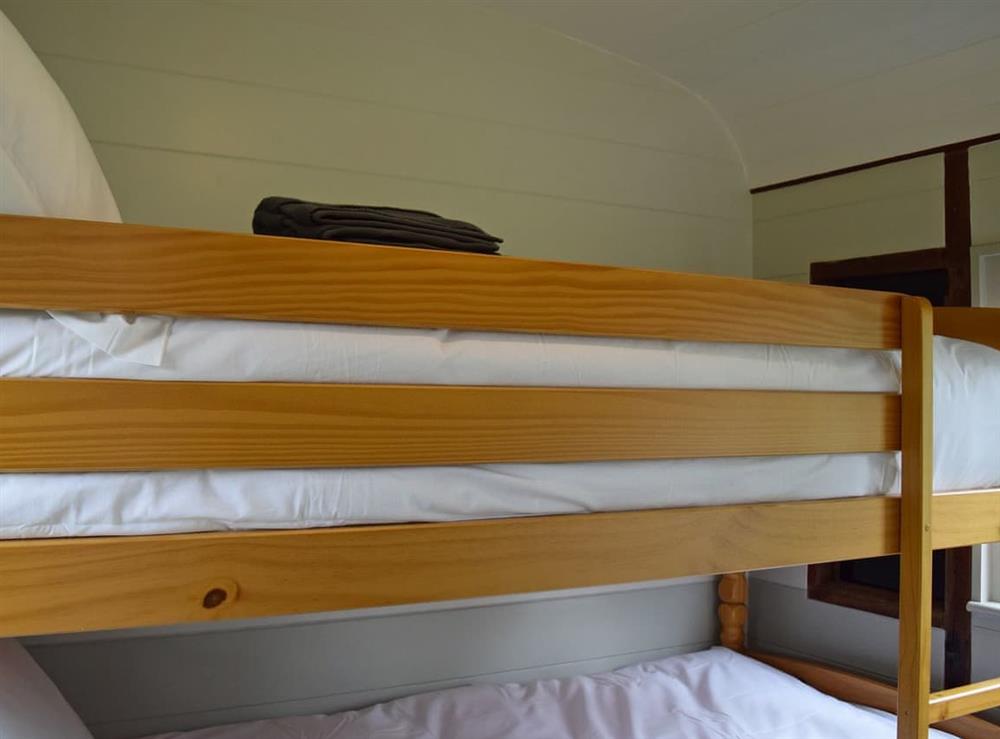 Cosy bunk bedroom at Italian Carriage, 