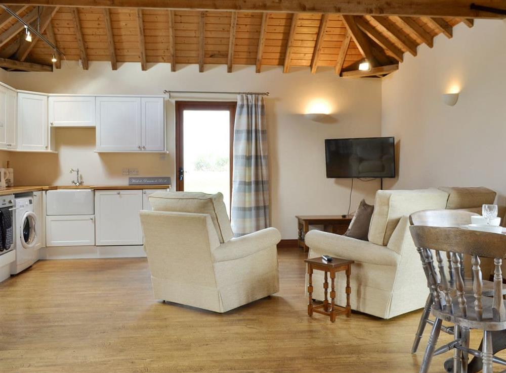 Characterful open-plan living space - Attached cottage at Barley Edge, 