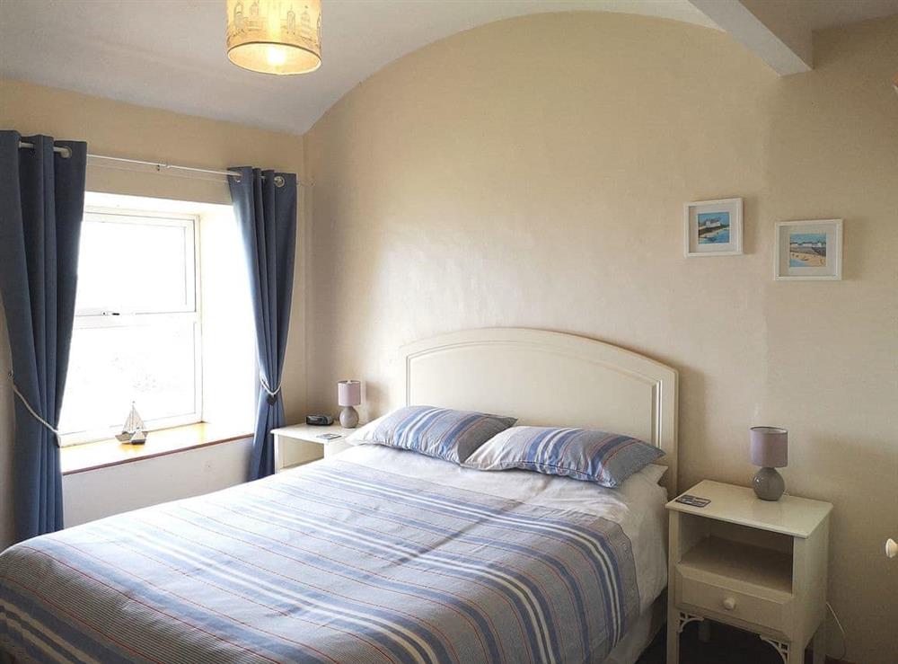 Double bedroom at Dulas Cottage, 