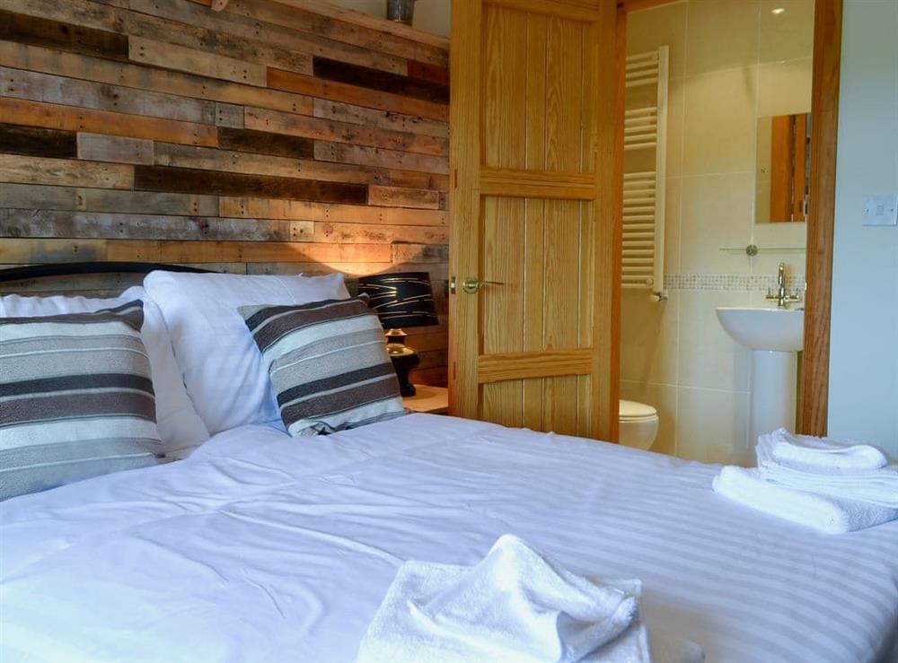Comfy double bedroom with en-suite shower room (photo 2) at Yr Hen Stabal, 