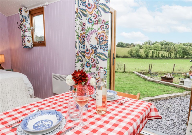 Dining room at Brondel Luxury Shepherds Hut, Aberystwyth