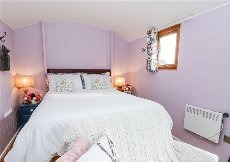 One of the bedrooms at Brondel Luxury Shepherds Hut, Aberystwyth