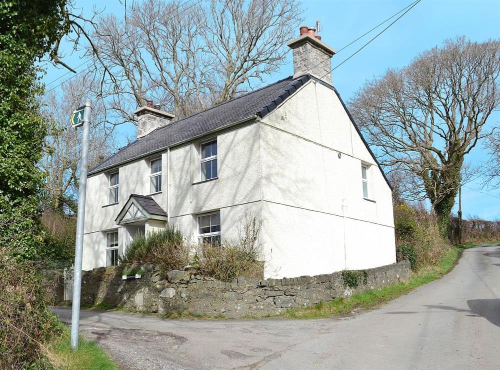 Beautiful, secluded cottage in the Welsh countryside at Bronwerydd in near Clynnog Fawr, Gwynedd, Wales