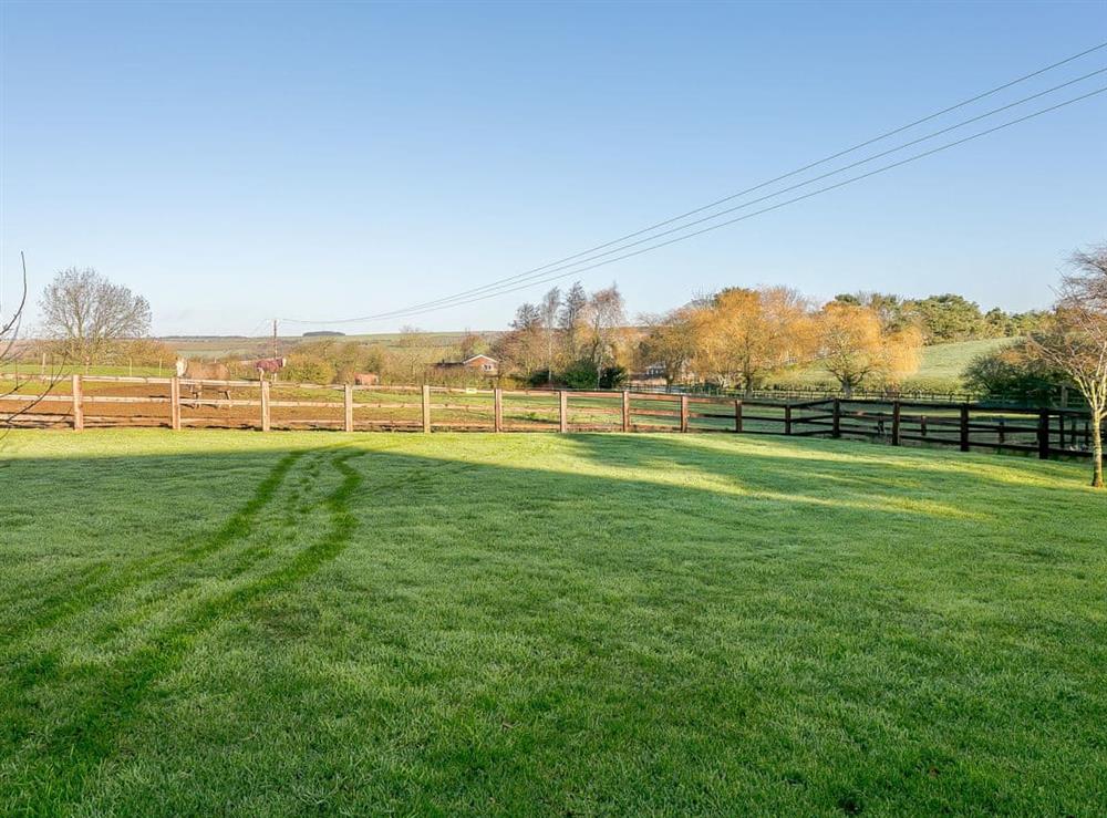 Surrounding area at Brook House Farm Cottage in Scamblesby, near Louth, Lincolnshire