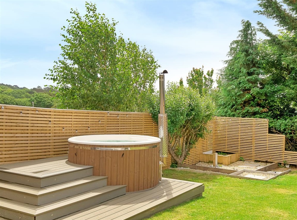 Hot tub at Brookside Cottage in near Bude, Inverness-Shire