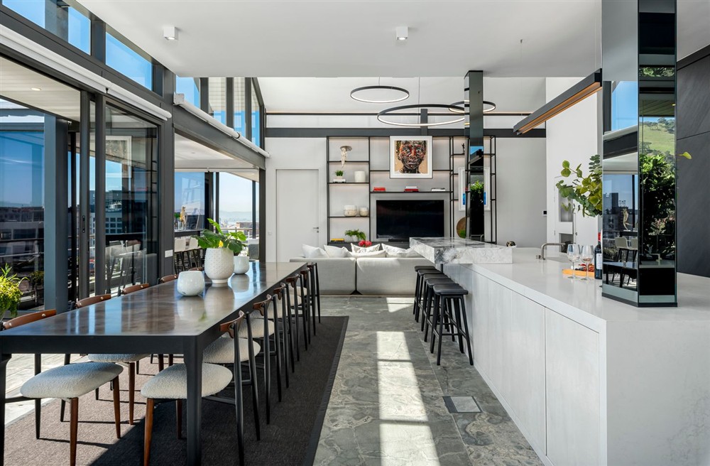 Brookstone Penthouse (photo 10) at Brookstone Penthouse in Cape Town, South Africa