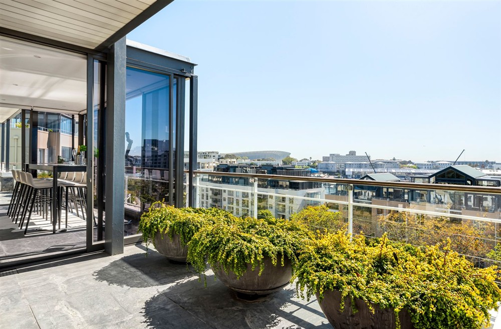 Brookstone Penthouse (photo 5) at Brookstone Penthouse in Cape Town, South Africa