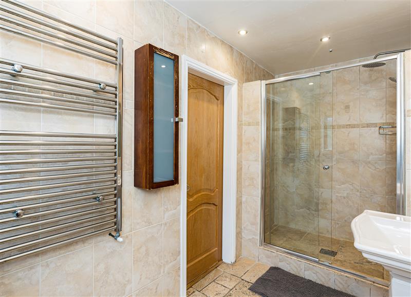 The bathroom (photo 2) at Brookway Lodge, Caerwys