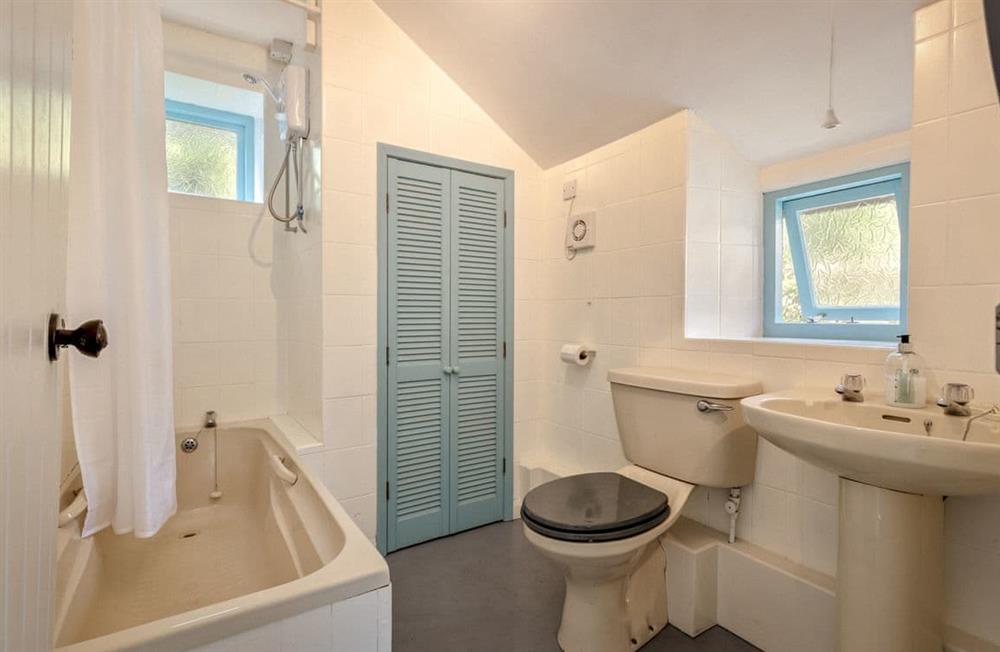 The bathroom at Broomhill Cottage in Llawhaden Narberth, Pembrokeshire, Dyfed