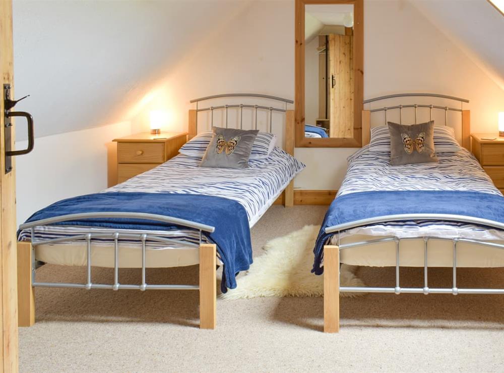 Twin bedroom at Broomhills Bothy in Hawick, Roxburghshire