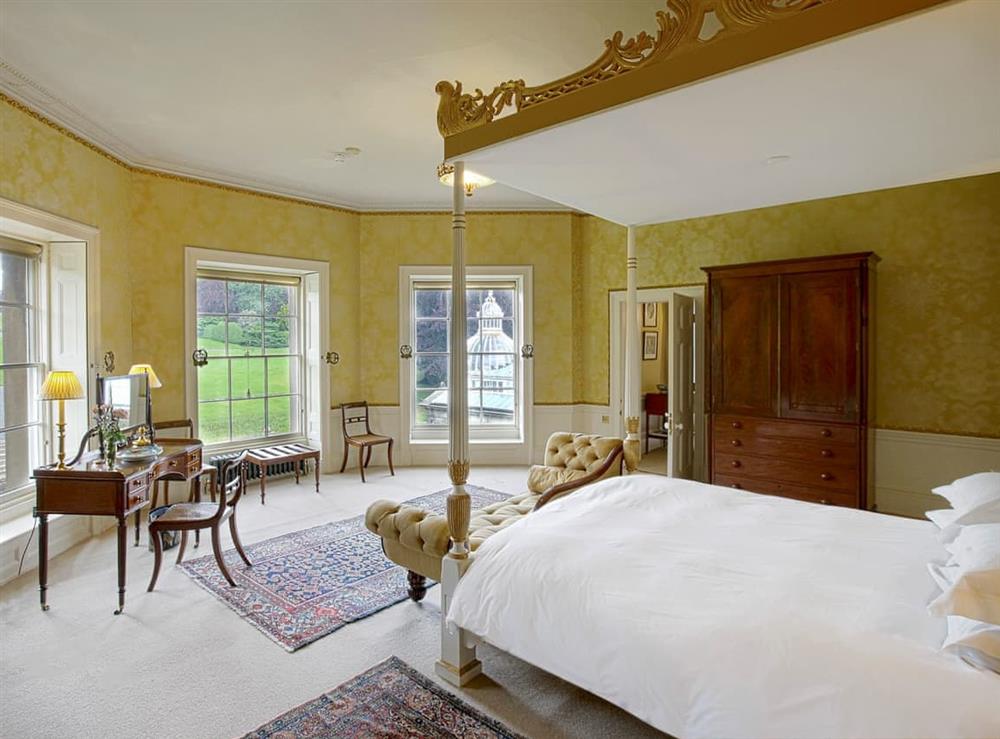 Bow four poster double bedroom – first floor (photo 2) at Broughton Hall in Broughton, near Skipton, North Yorkshire