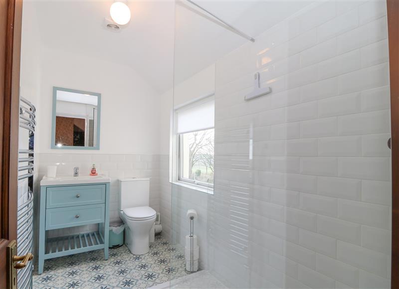 This is the bathroom at Bryn Cyttun, Morfa Nefyn