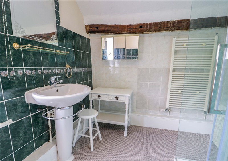 Bathroom at Bryn Dwr, Llangollen