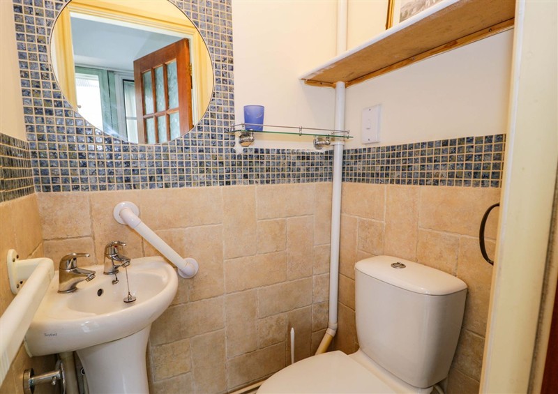 The bathroom at Bryn Dwr, Llangollen