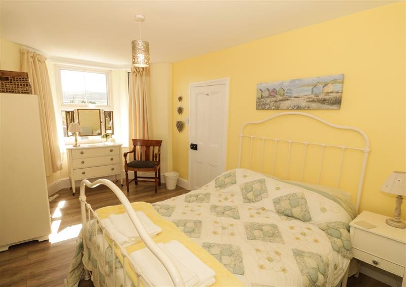 One of the 4 bedrooms (photo 2) at Bryn Ffynnon, Bryncroes near Aberdaron